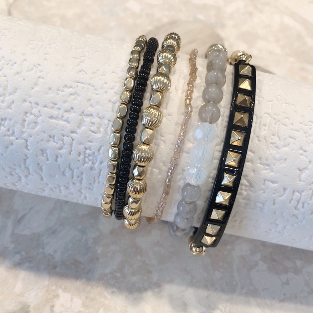 🆕 MUDD Layered Bracelets...Set of 6